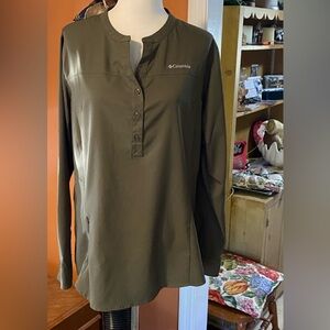 Columbia Olive Green Long-Sleeve Henley Top